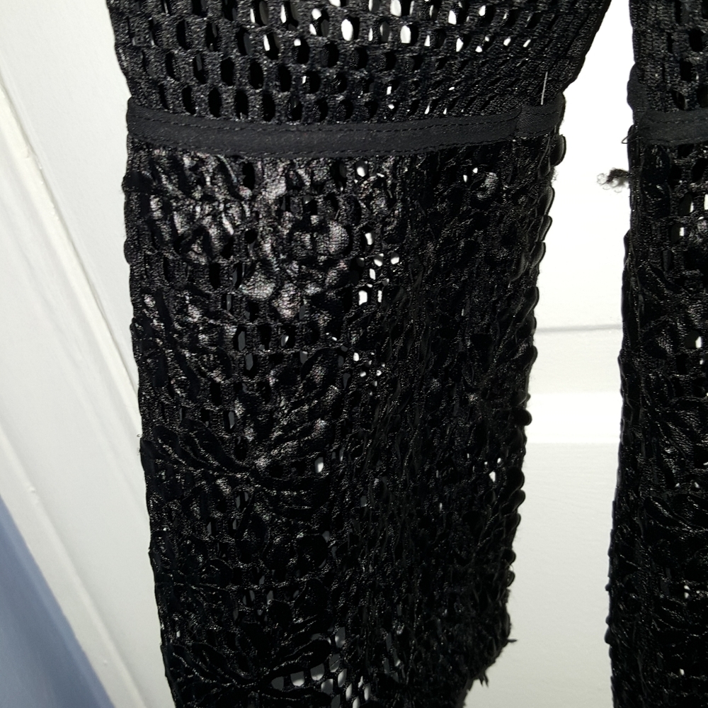 Blazer - Picture 2 of 3